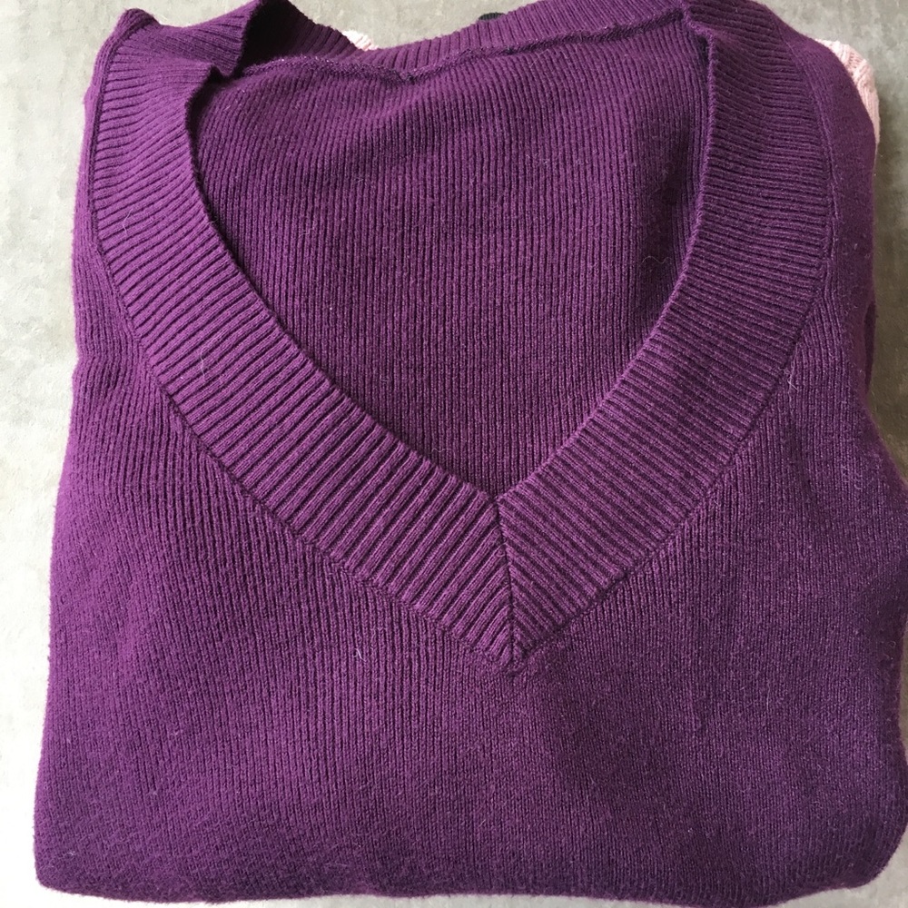 Express V neck